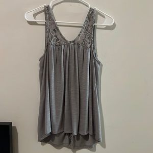 Gray lace flowy tank top